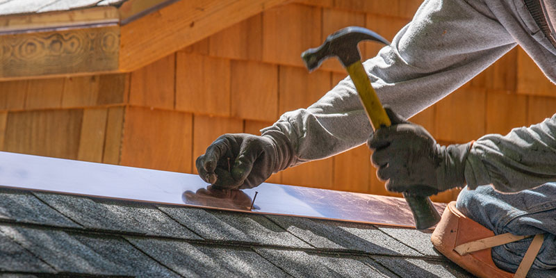 The Advantages of Hand-Nailed Roofs